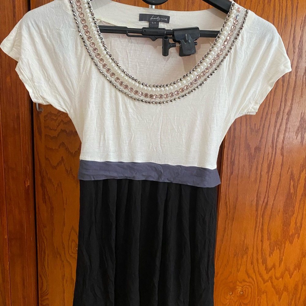 Forever 21 White and Black Beaded Blouse small size but